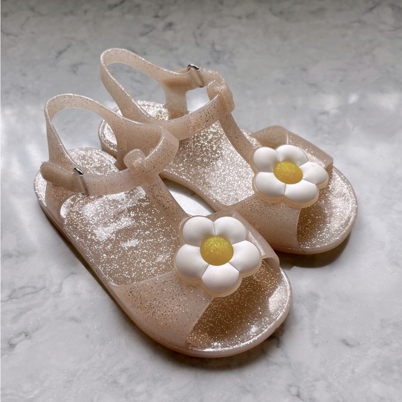 Old Navy Other - Old Navy Glitter Jelly Daisy Sandals